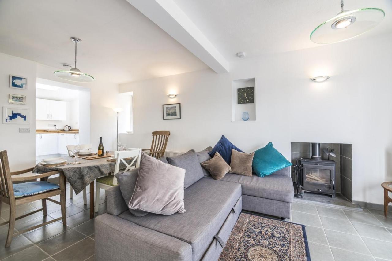 Fair View - 2 Bedroom Cottage - Burton 버톤 외부 사진