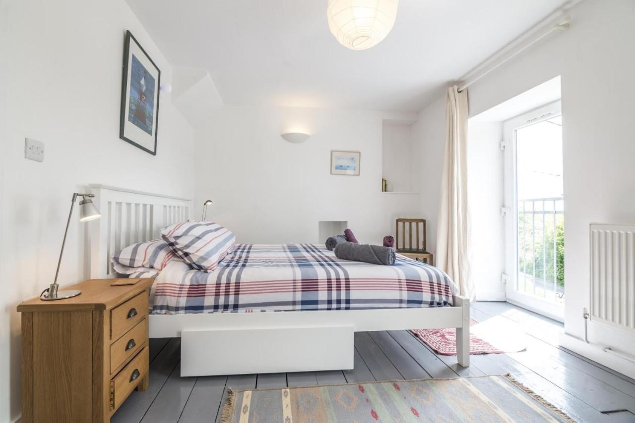 Fair View - 2 Bedroom Cottage - Burton 버톤 외부 사진
