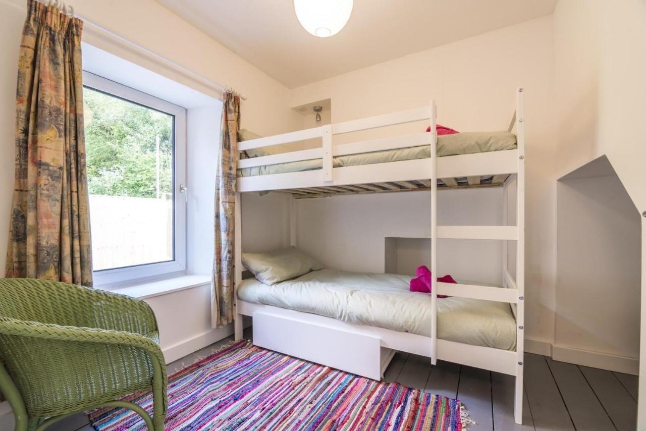 Fair View - 2 Bedroom Cottage - Burton 버톤 외부 사진