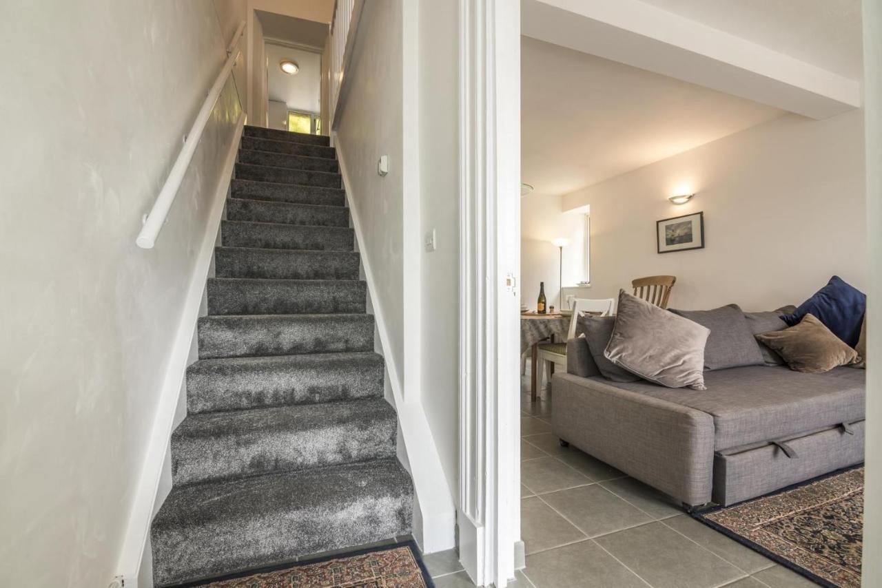 Fair View - 2 Bedroom Cottage - Burton 버톤 외부 사진