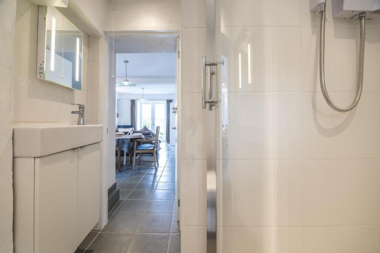 Fair View - 2 Bedroom Cottage - Burton 버톤 외부 사진