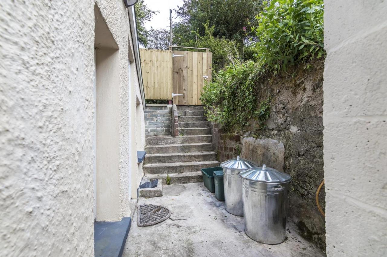 Fair View - 2 Bedroom Cottage - Burton 버톤 외부 사진